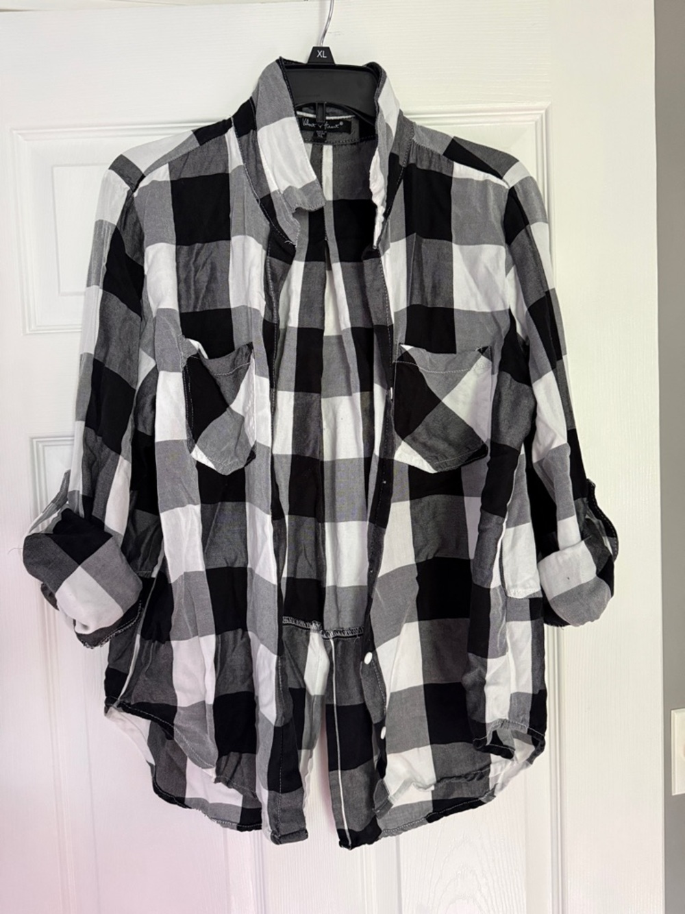 Velvet Heart Black and White Plaid Button-Front Shirt
